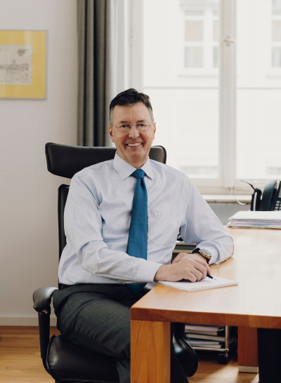 Dr. Armin Hergeth, Dipl.-Kfm.