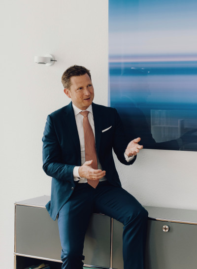 Dr. Arne Friese